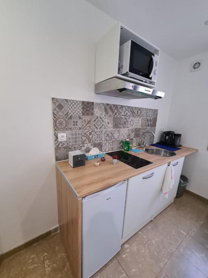 Studio Entierement Equipe Avec Veranda Commune Neuilly-sur-Marne Eksteriør bilde
